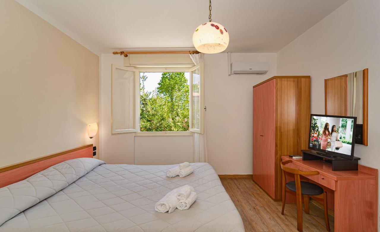 פורטה דיי מארמי Hotel Ambra מראה חיצוני תמונה