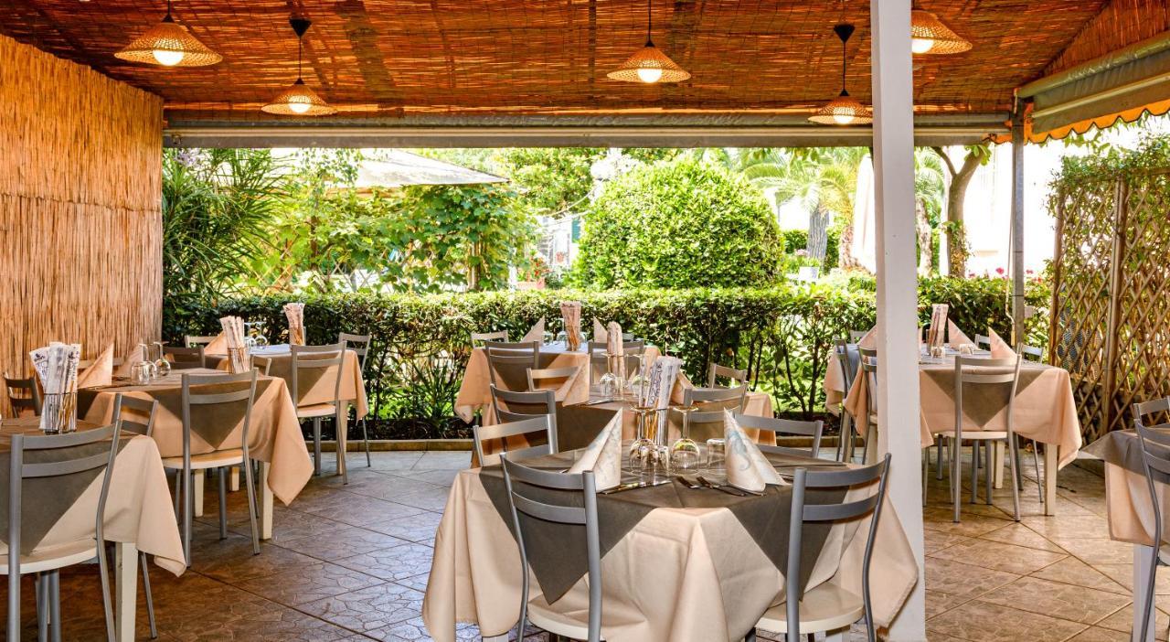 פורטה דיי מארמי Hotel Ambra מראה חיצוני תמונה